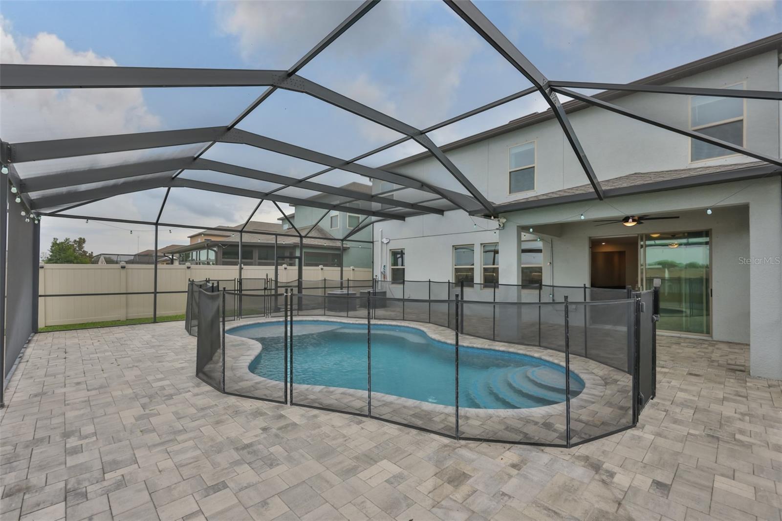 RIVERCREST LAKES - Residential