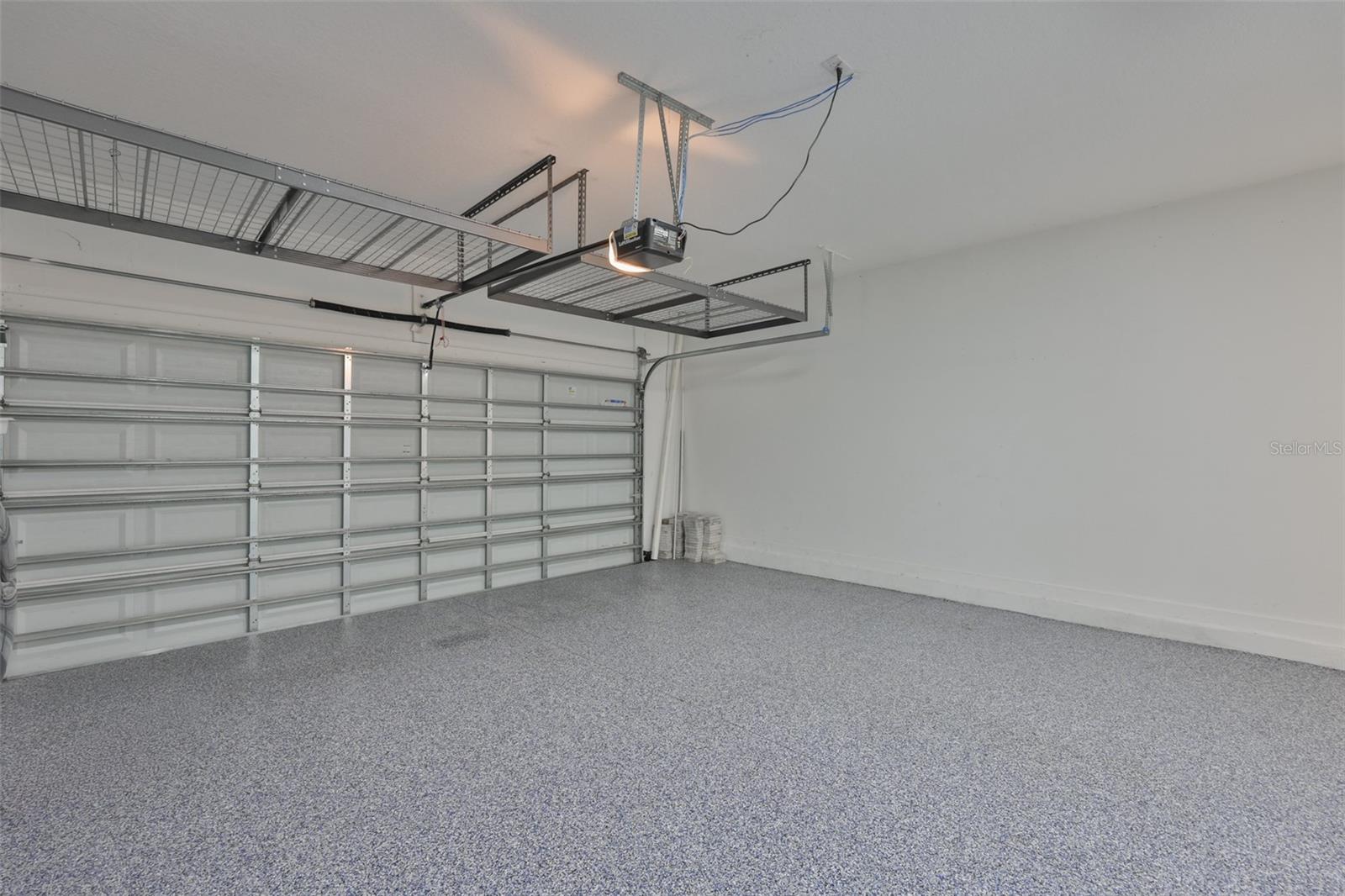 RIVERCREST LAKES - Residential