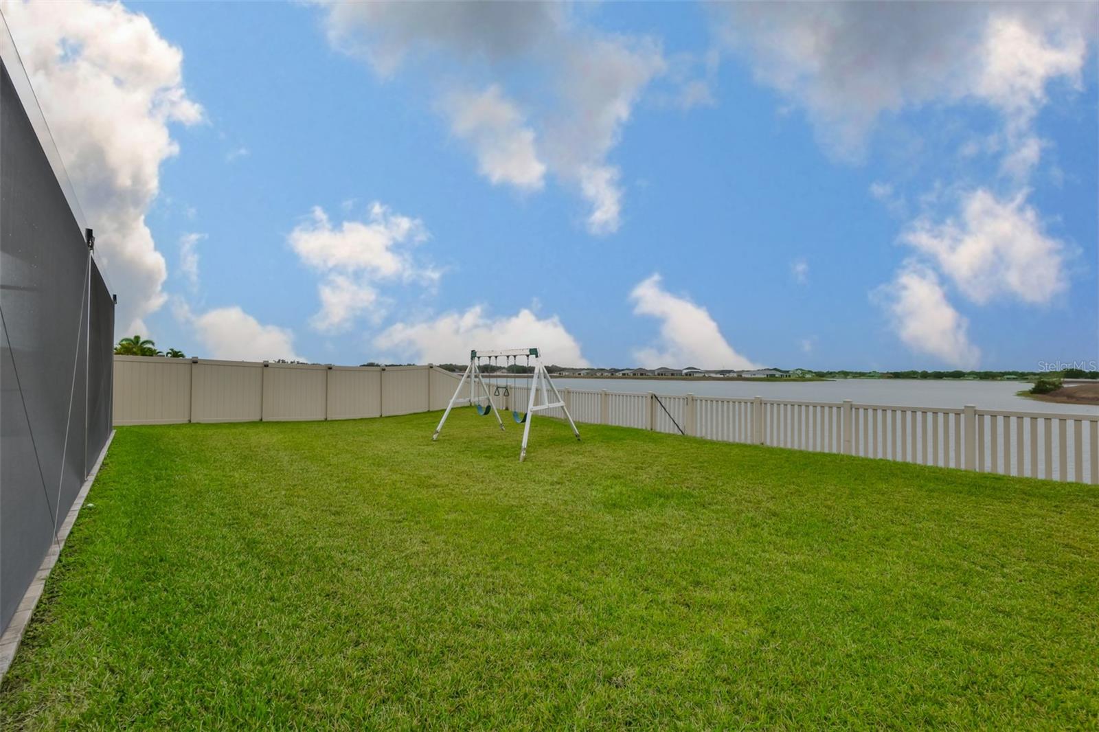 RIVERCREST LAKES - Residential