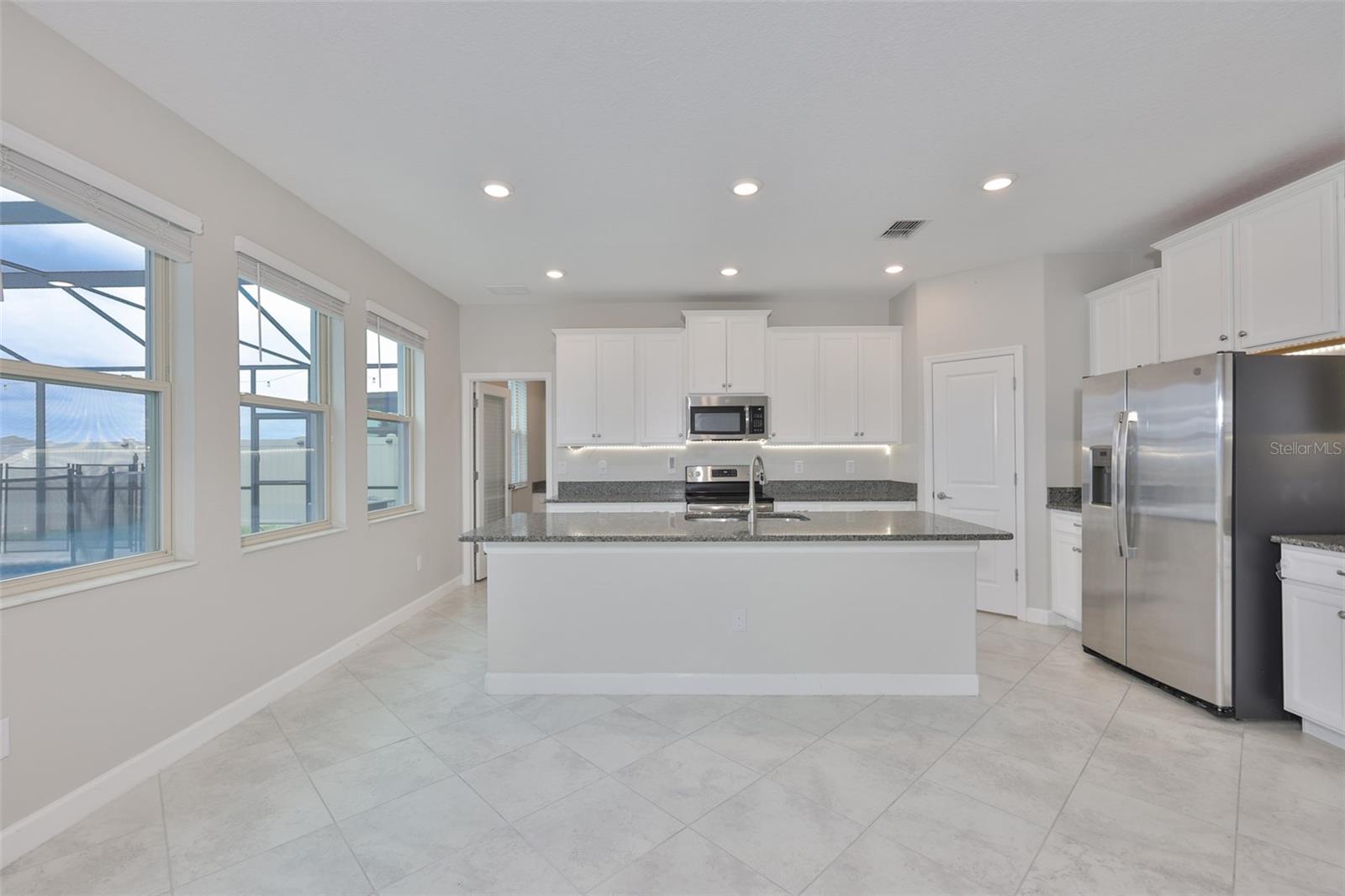 RIVERCREST LAKES - Residential