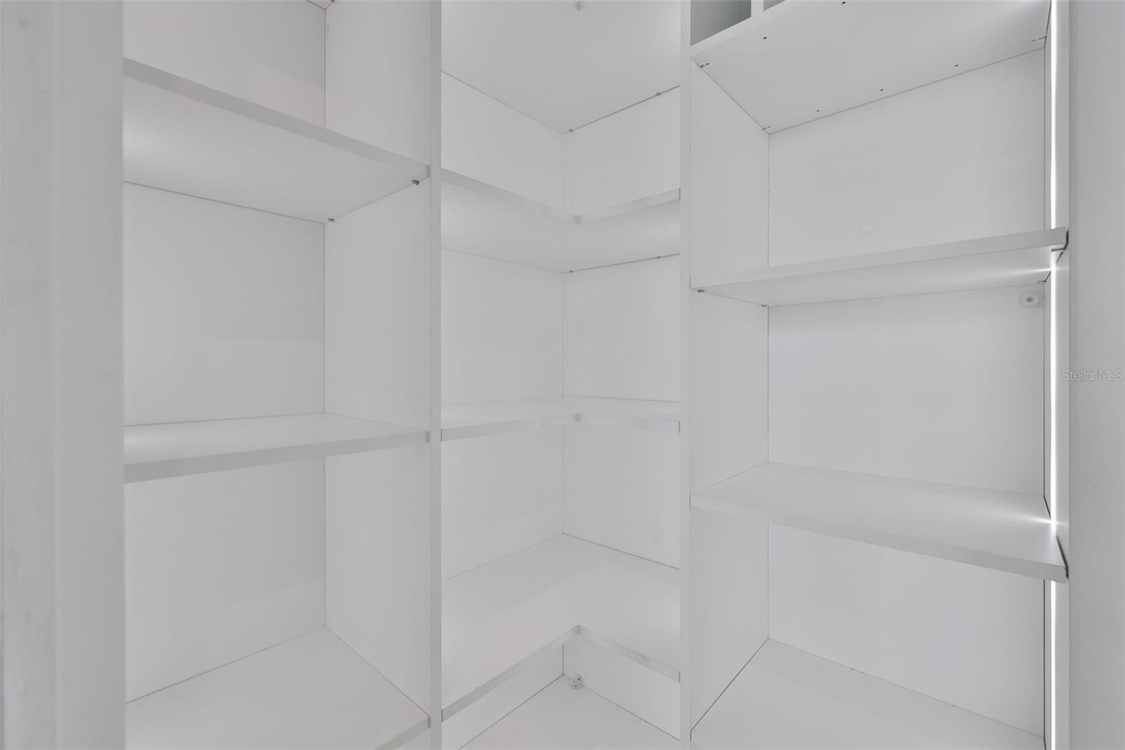 RIVERCREST LAKES - Residential