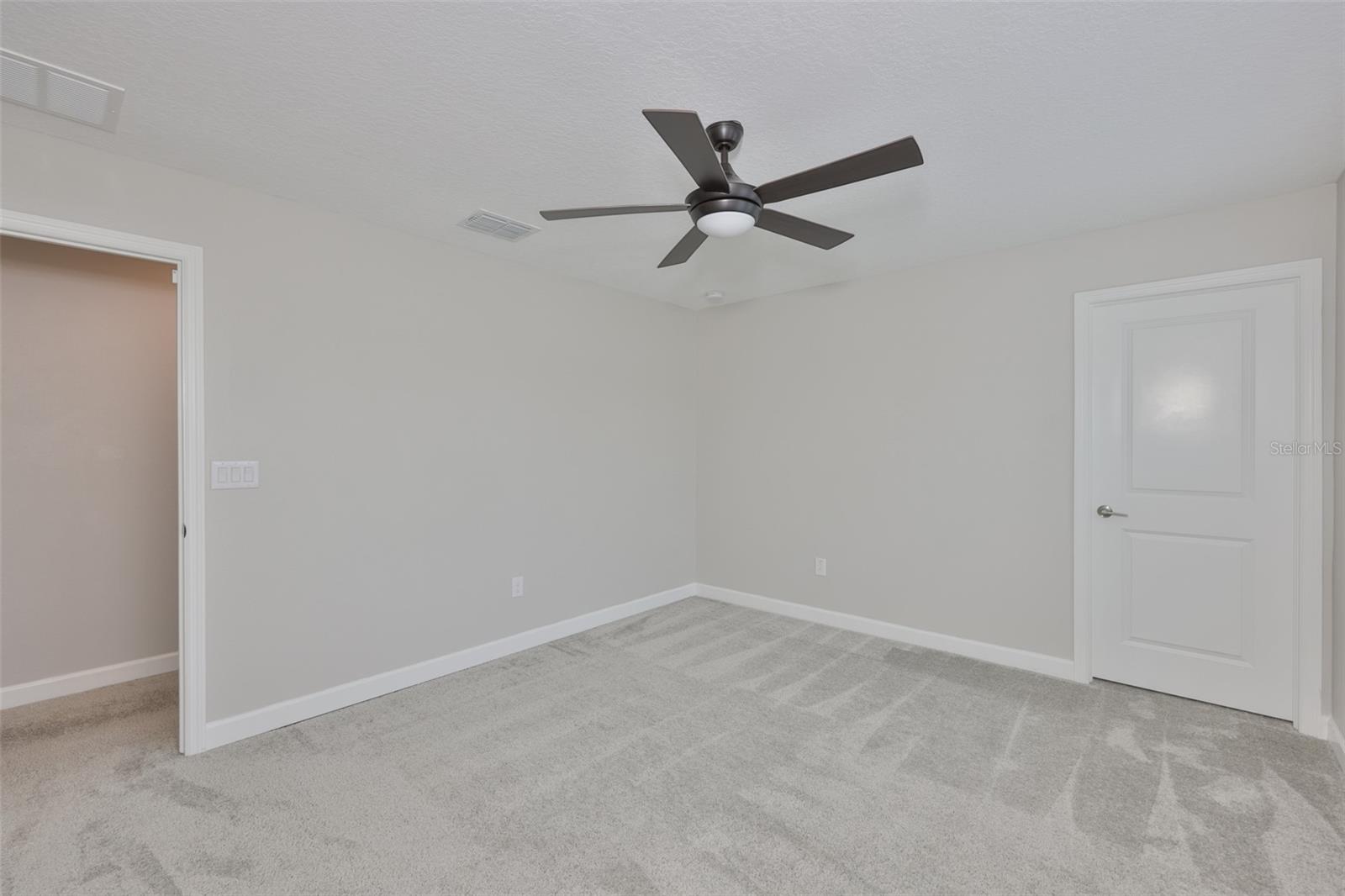 RIVERCREST LAKES - Residential