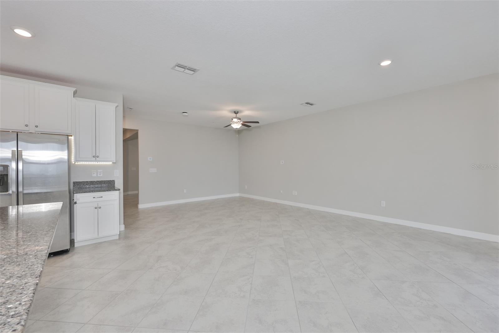 RIVERCREST LAKES - Residential