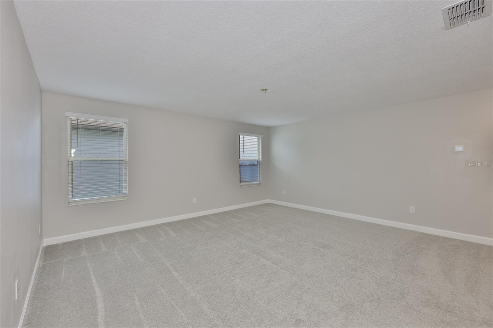 RIVERCREST LAKES - Residential