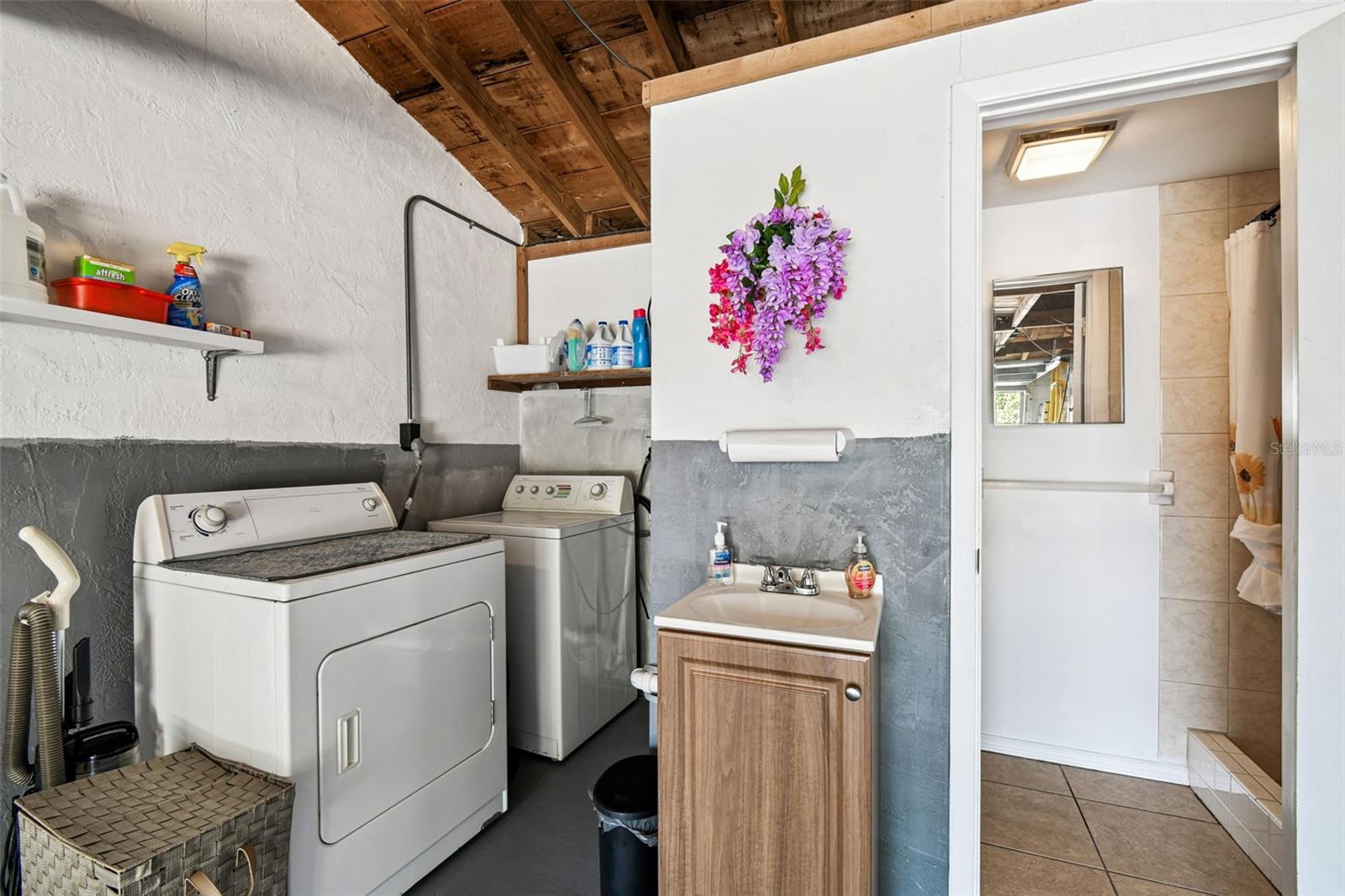 COVENTRY - Residential