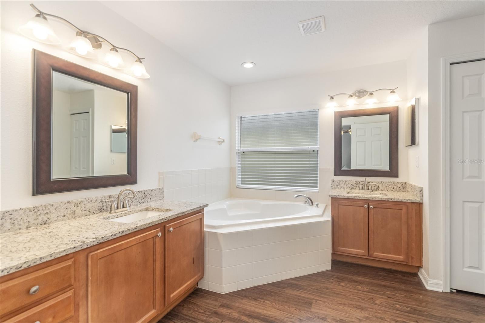 CHERRYRIDGE AT ESTATES - Residential