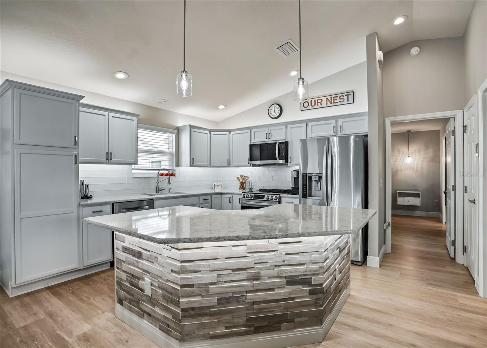 3229 DRESSENDORFER DRIVE