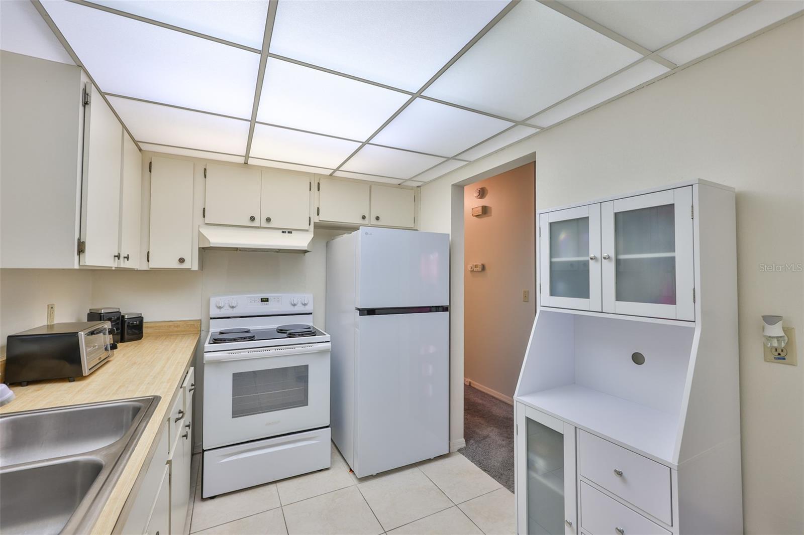 FAIRFIELD B CONDO - Residential