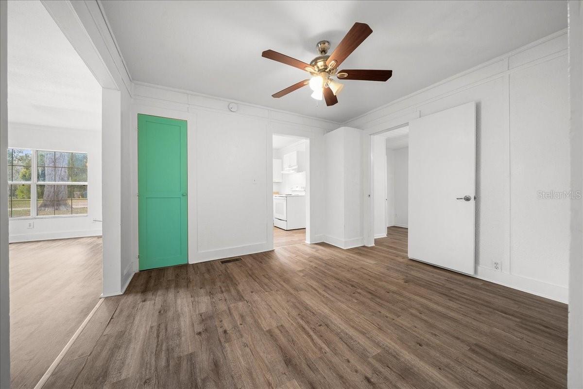 SEYMOURS SUB - Residential