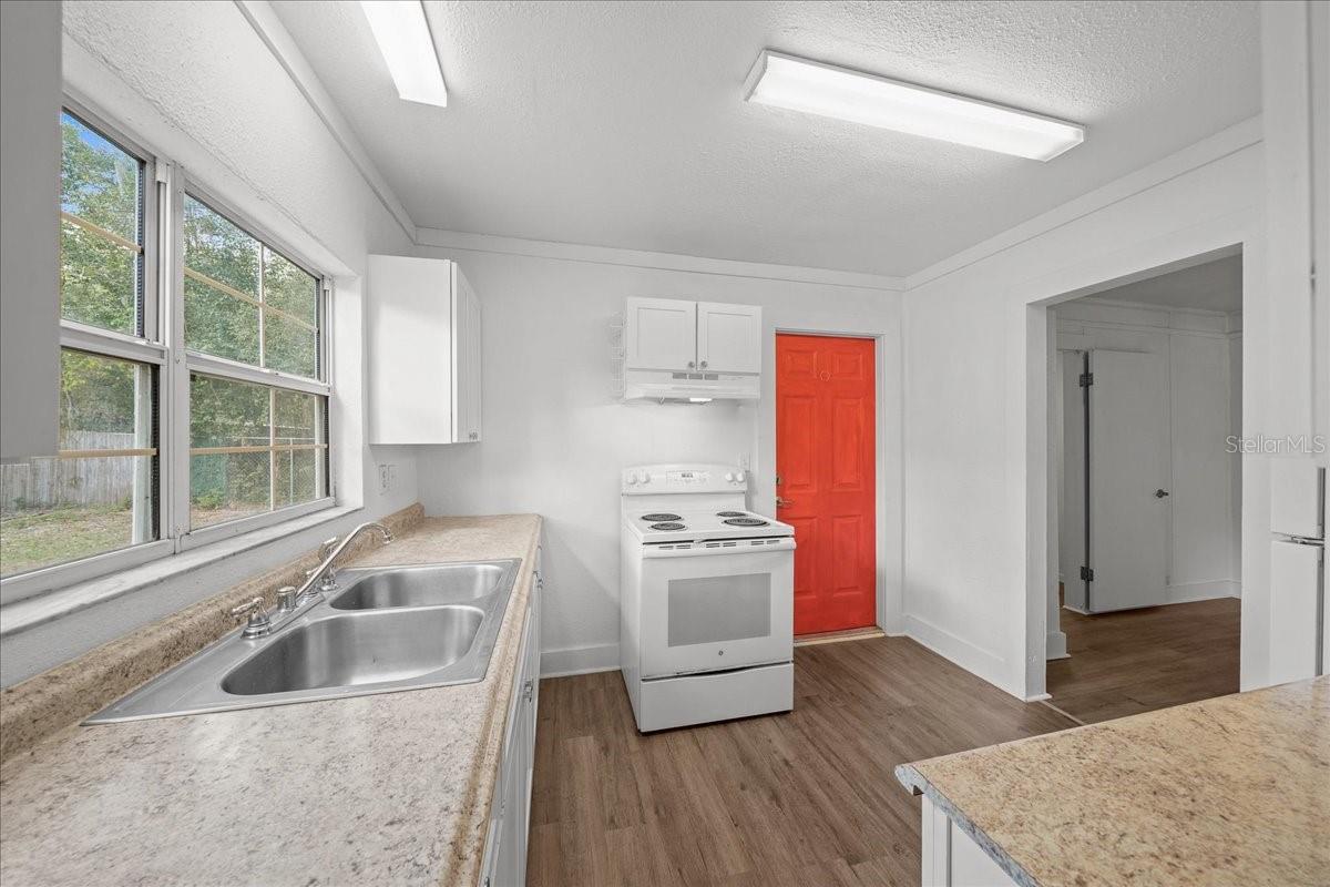 SEYMOURS SUB - Residential