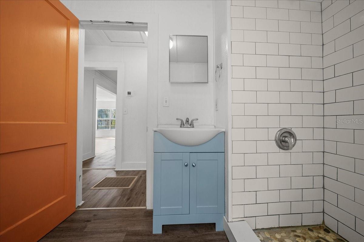 SEYMOURS SUB - Residential