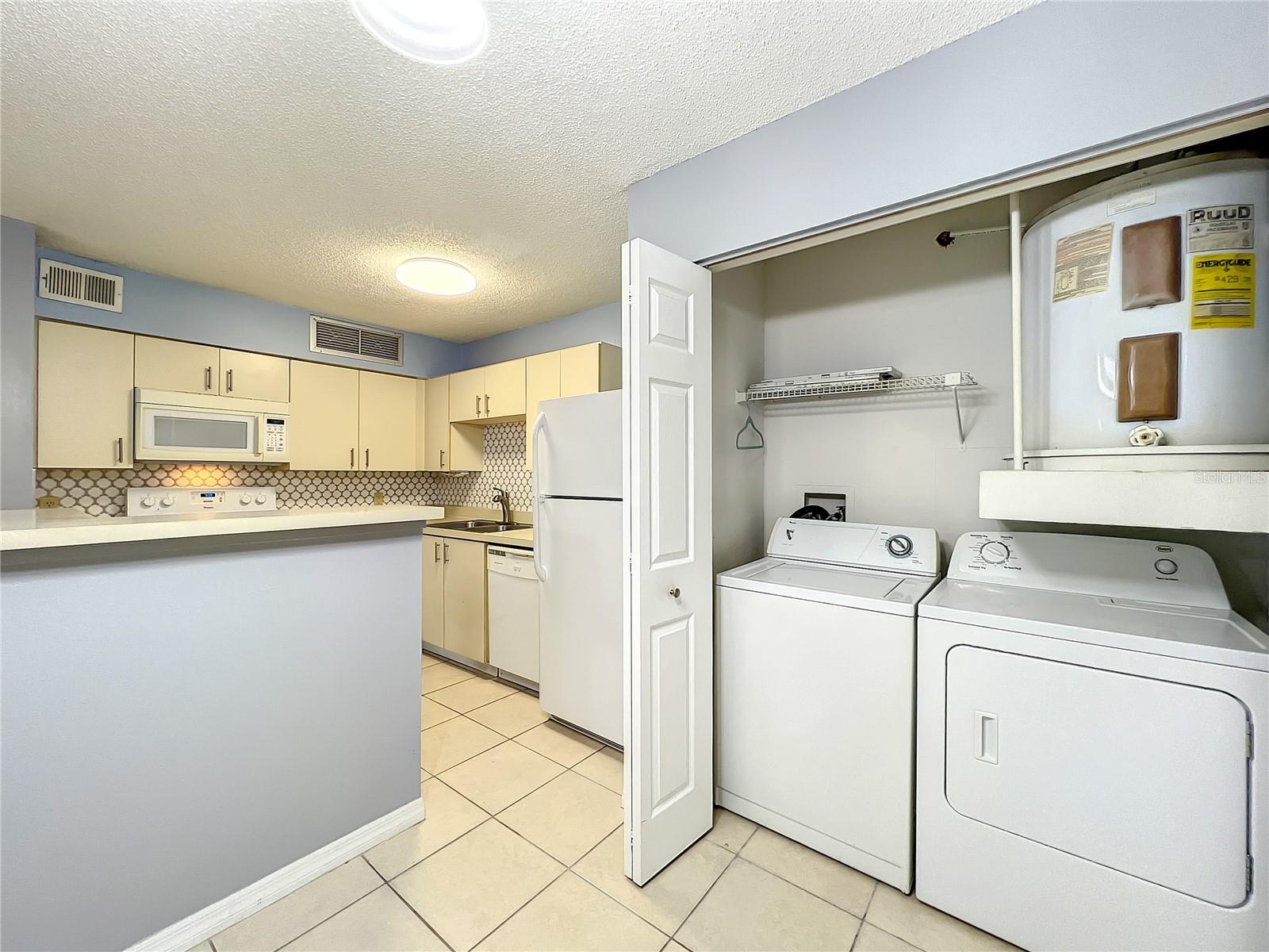 LAKEWOOD PARK A CONDO - Residential Lease