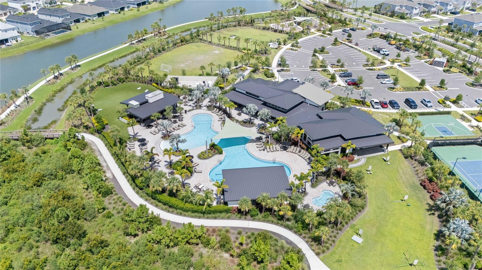 RIVER LANDINGS - Residential