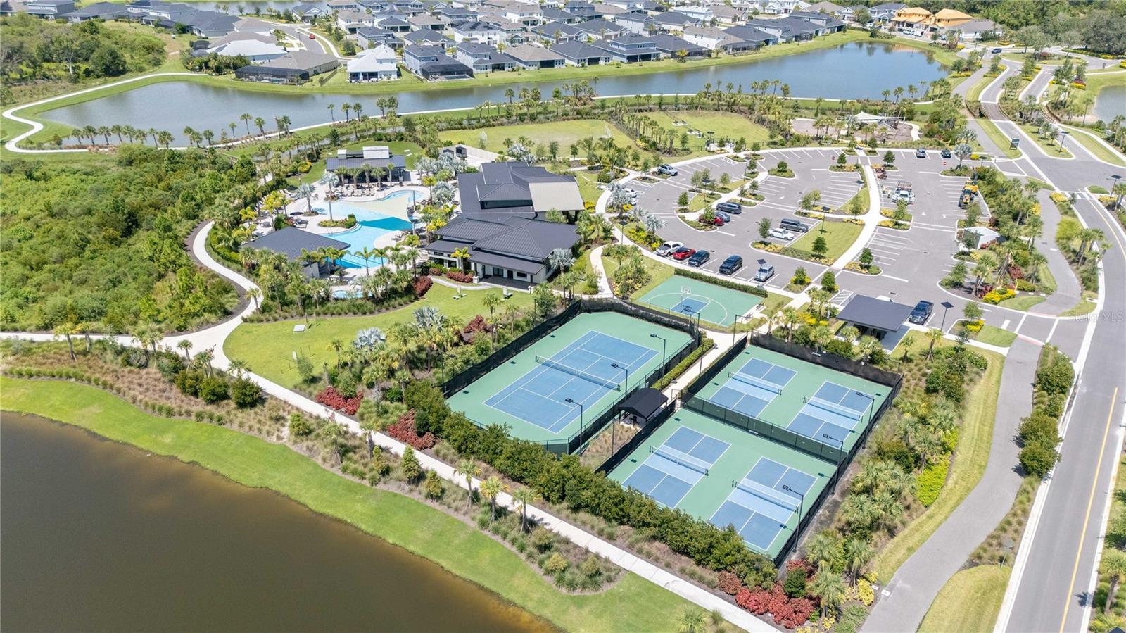 RIVER LANDINGS - Residential