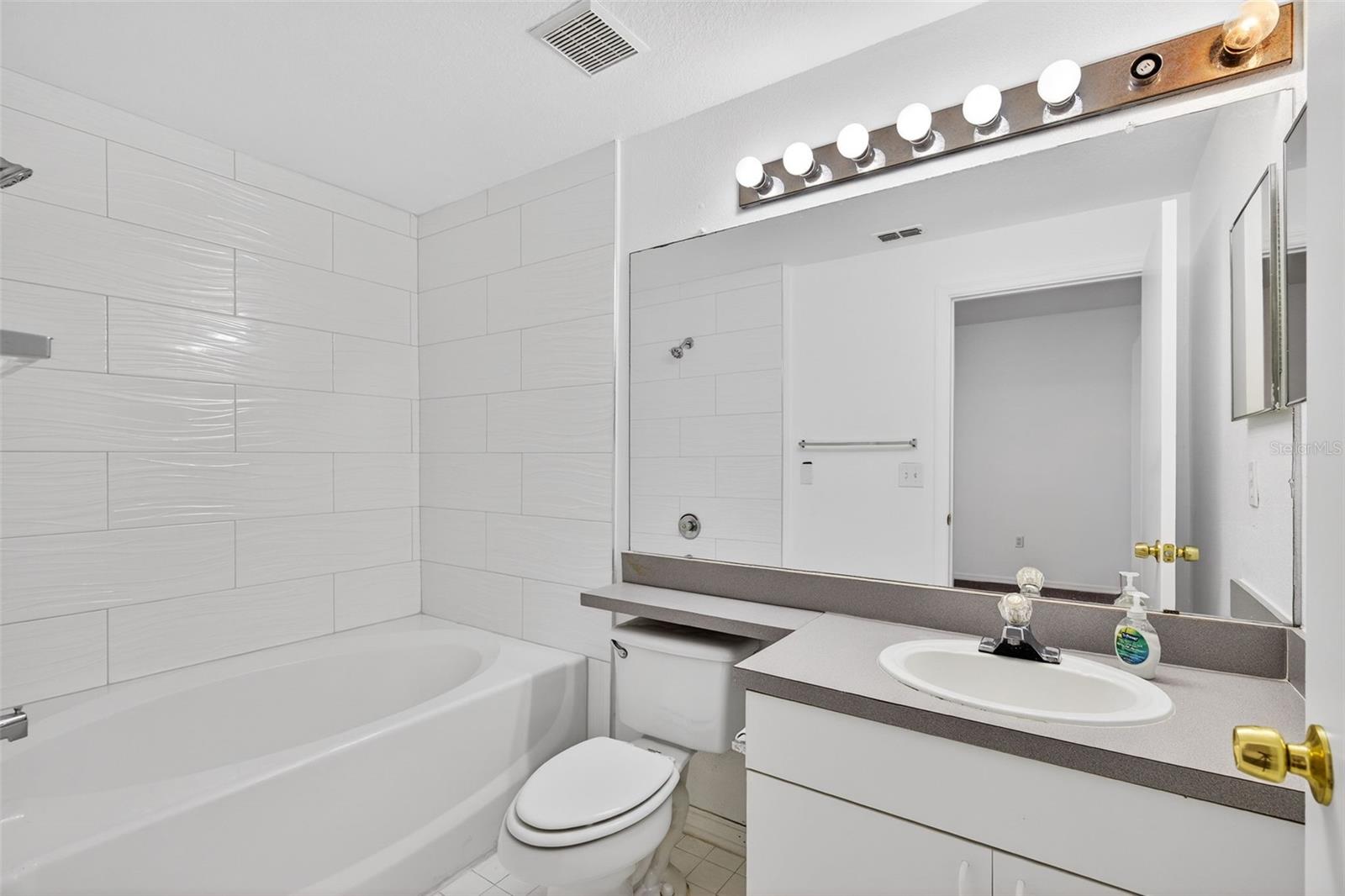 PALMS CLUB CONDO - Residential