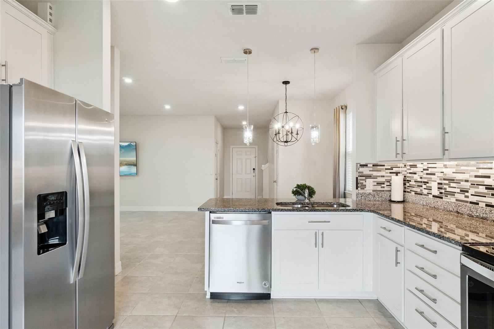 LIVE OAK LAKE PH 1 - Residential Lease