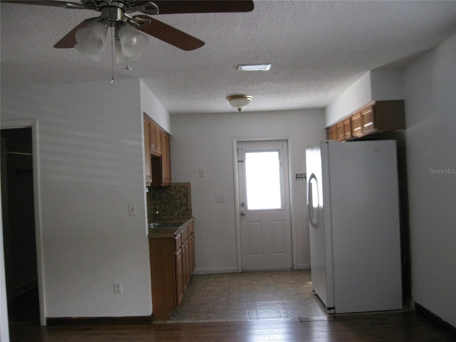 PONCE DE LEON PARK - Residential Lease