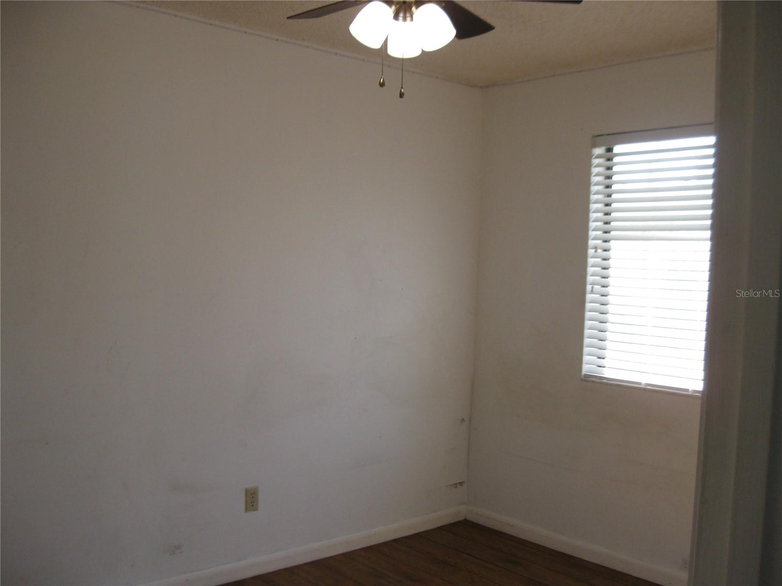 PONCE DE LEON PARK - Residential Lease