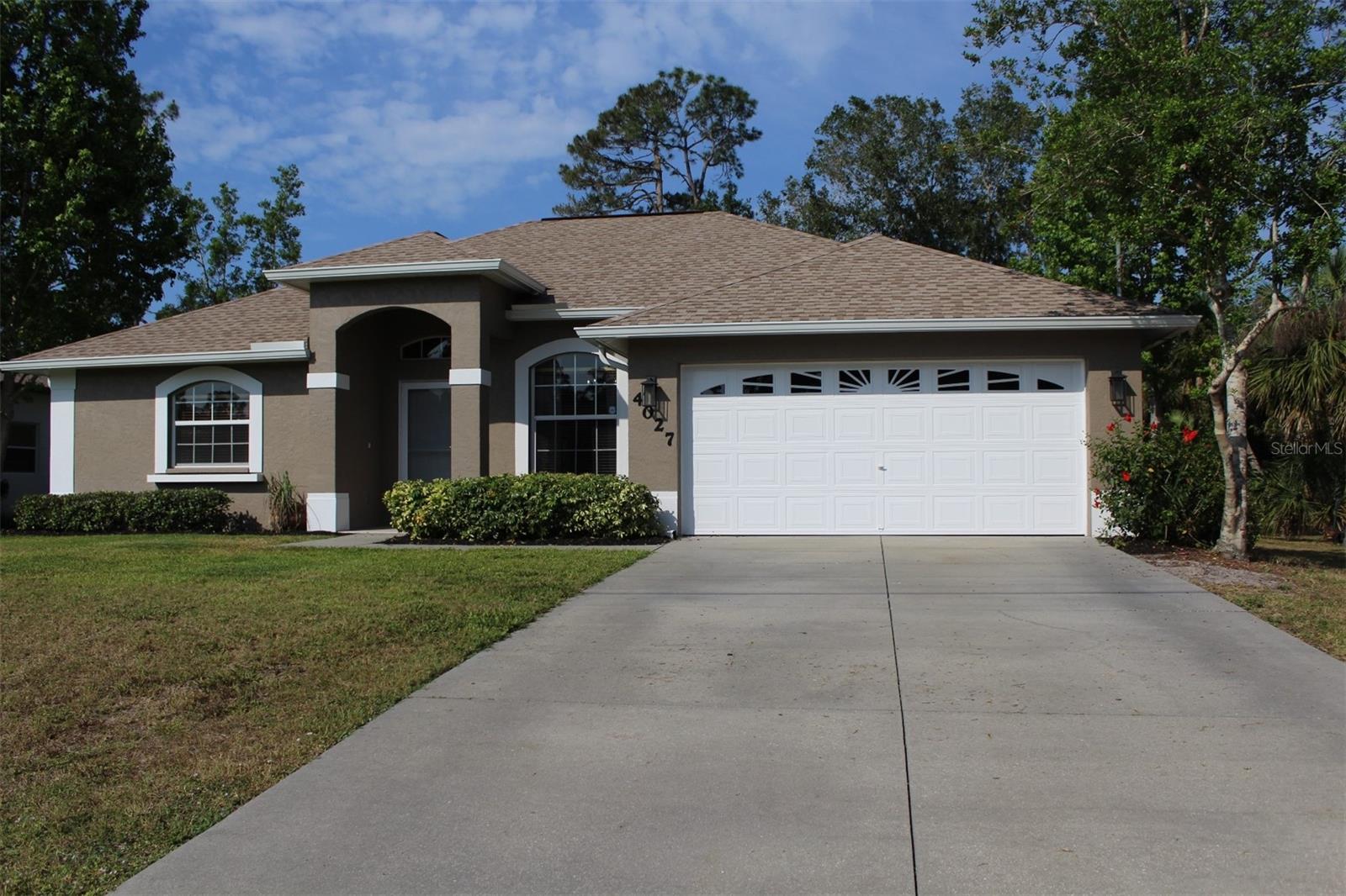 4027 QUAKER LANE