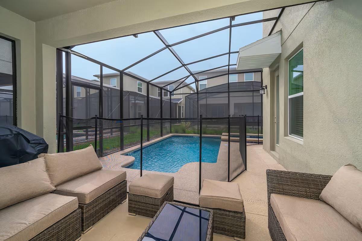 COVE AT STOREY LAKE 4 - Residential