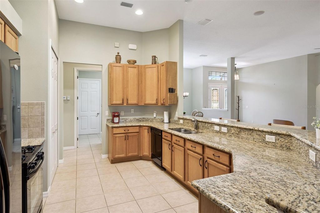 Photo of 27238 Stoney Brook Drive, Leesburg, FL 34748 (MLS # G5103611)