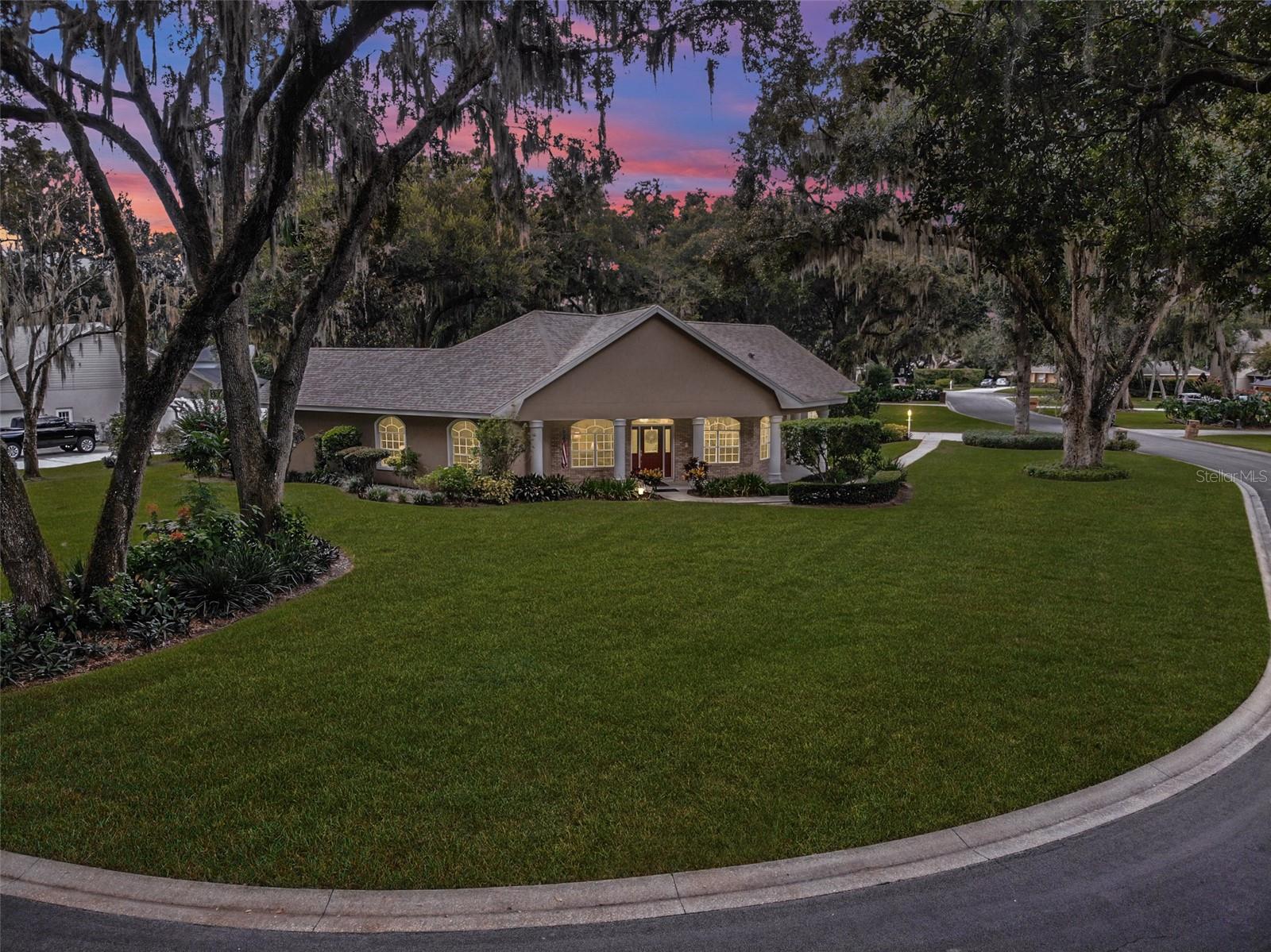 View LAKELAND, FL 33811 house