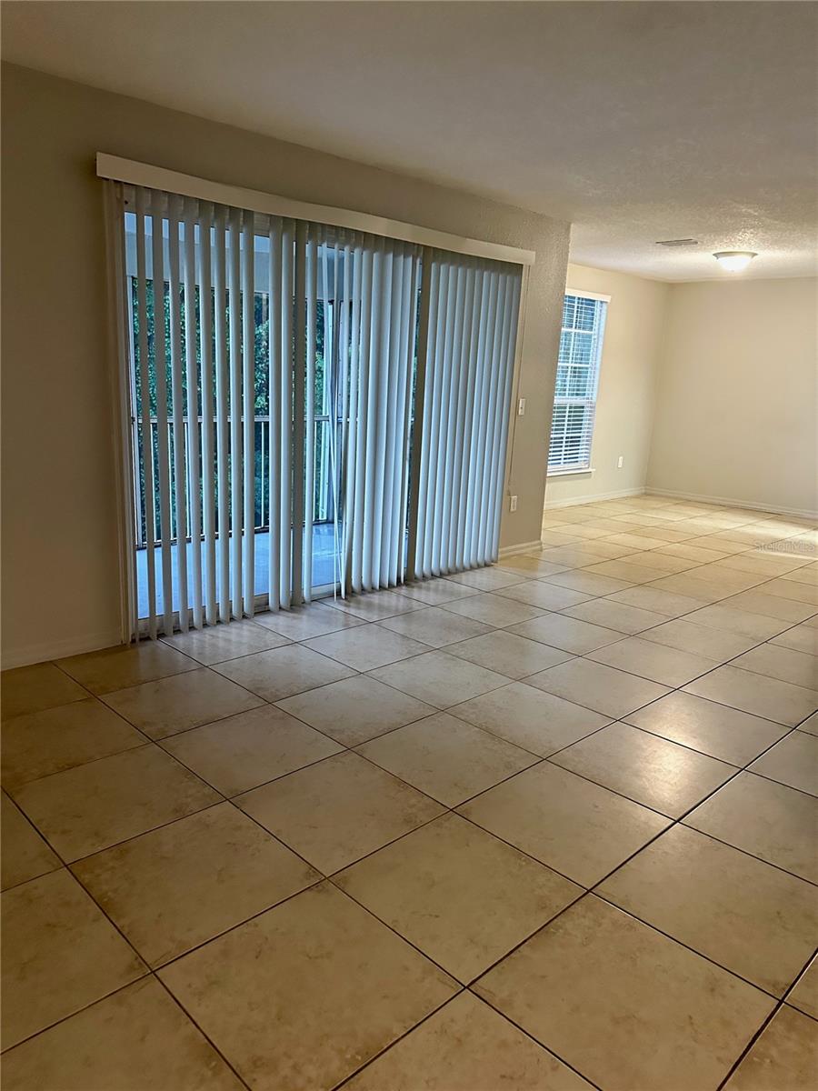 4165 VERSAILLES DRIVE 4165G