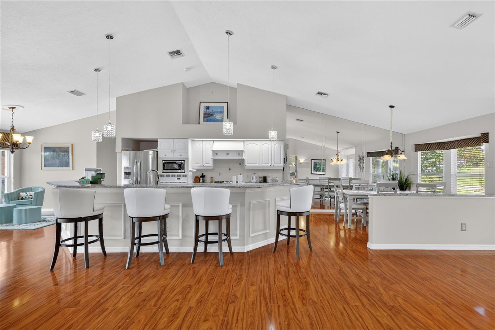 HARBOR HILLS UNIT 01 - Residential