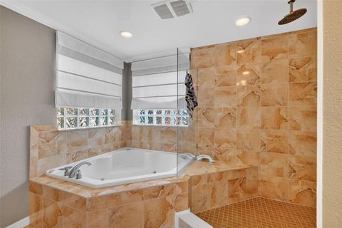 Tiny photo for 39125 Tacoma Drive, Lady Lake, FL 32159 (MLS # G5109495)