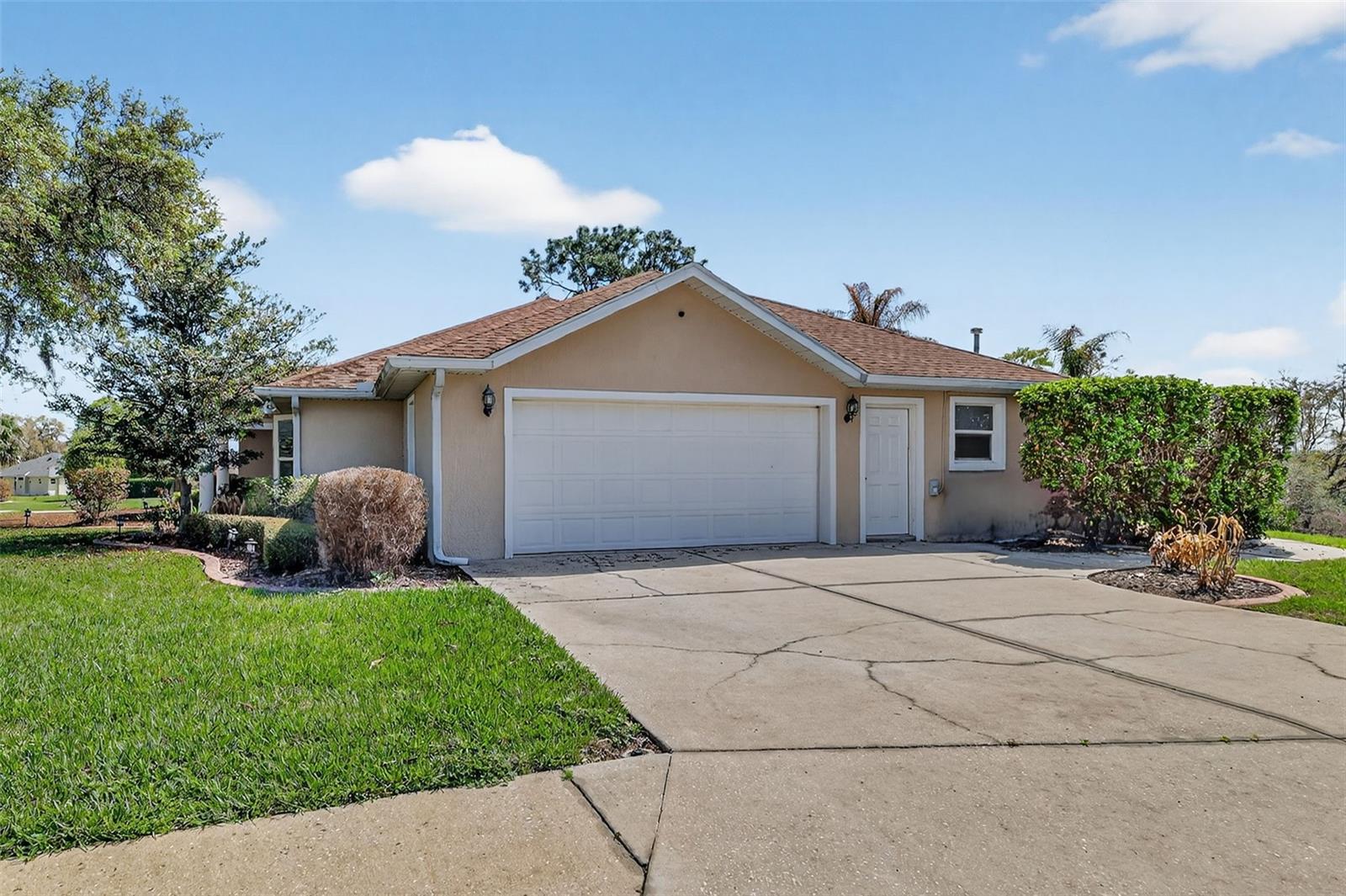 HARBOR HILLS UNIT 01 - Residential