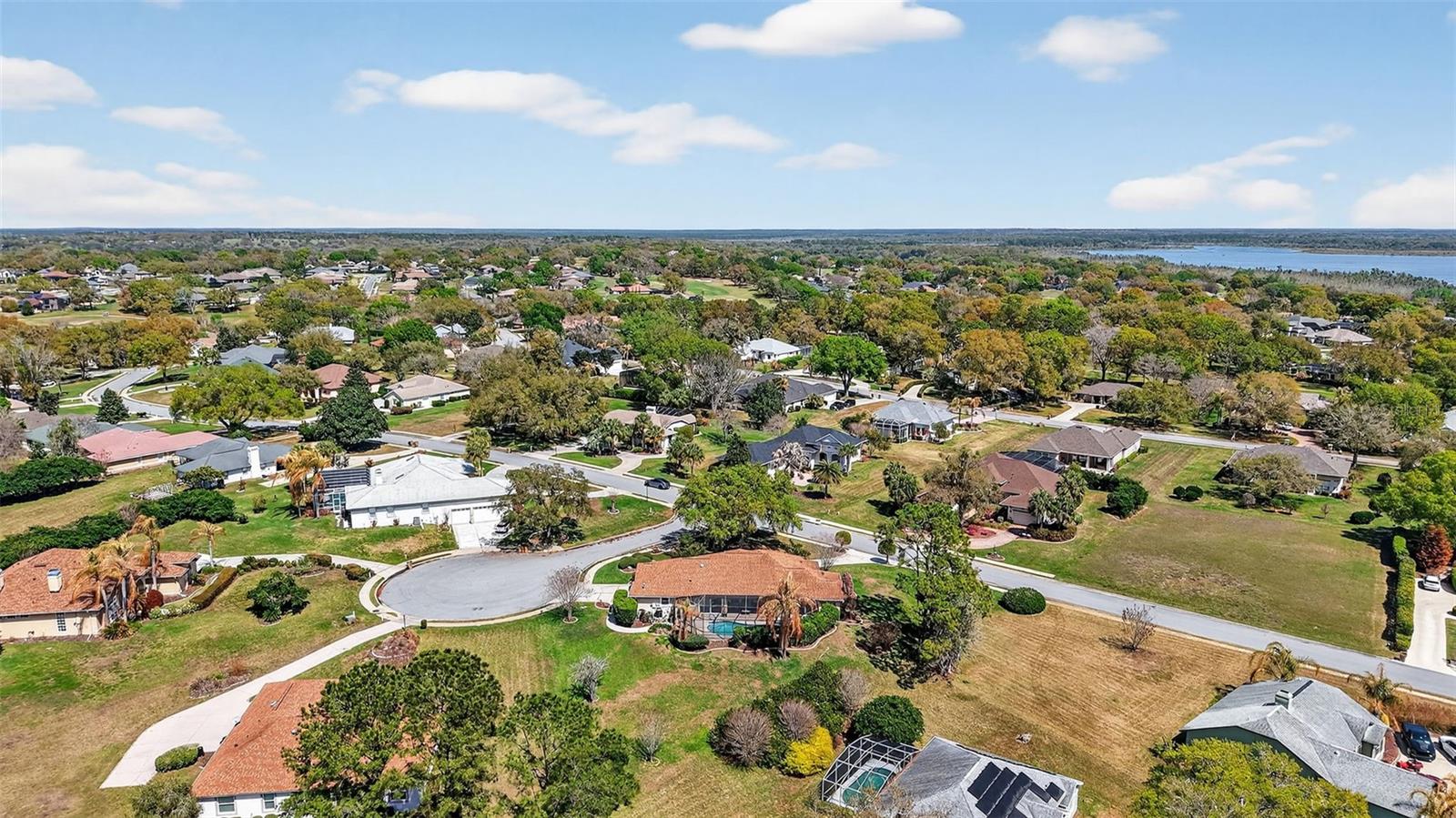 HARBOR HILLS UNIT 01 - Residential