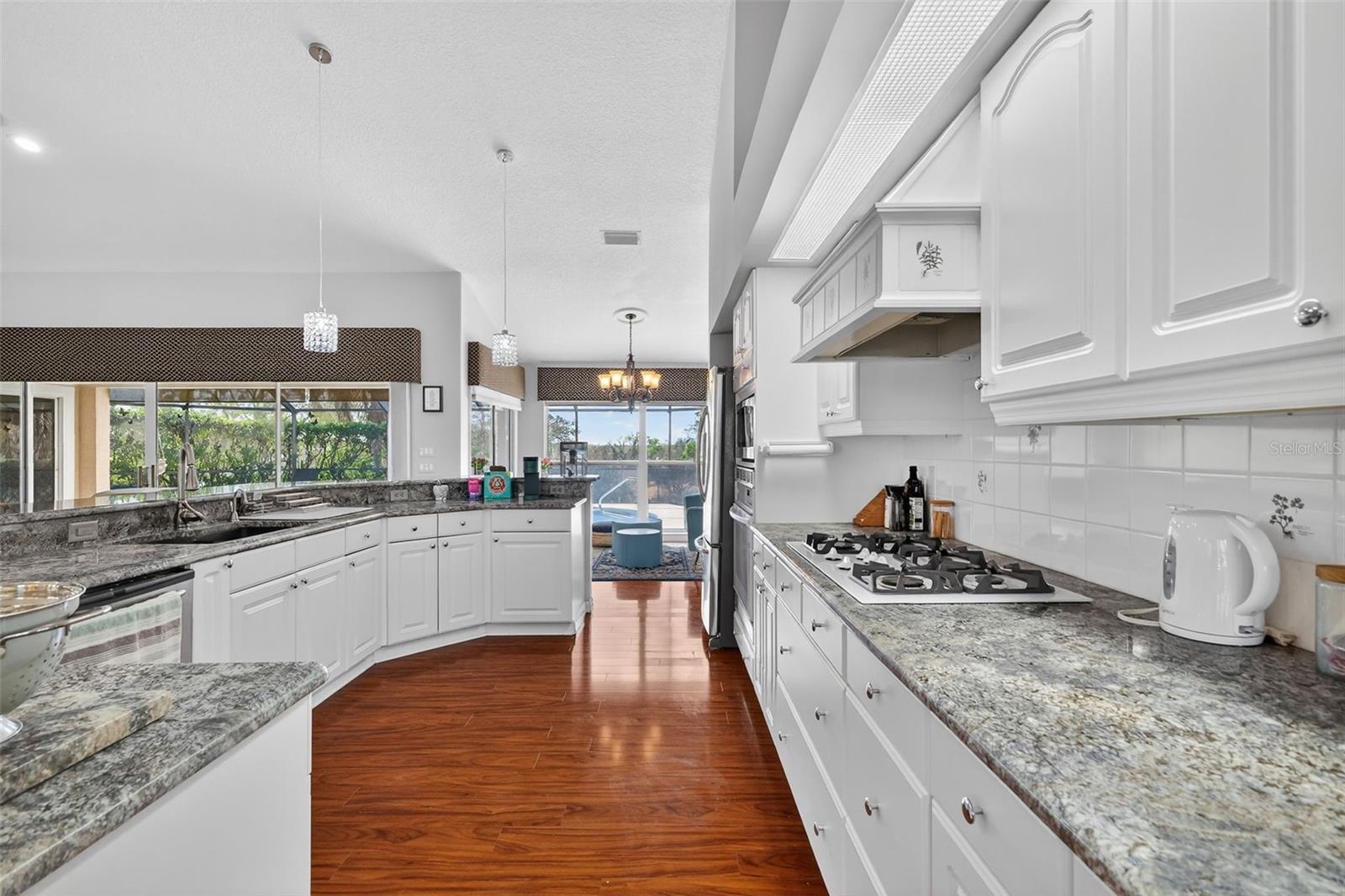 HARBOR HILLS UNIT 01 - Residential