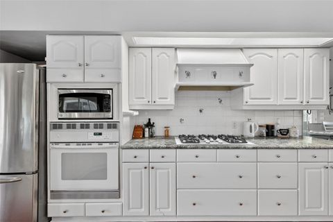 Tiny photo for 39125 Tacoma Drive, Lady Lake, FL 32159 (MLS # G5109495)