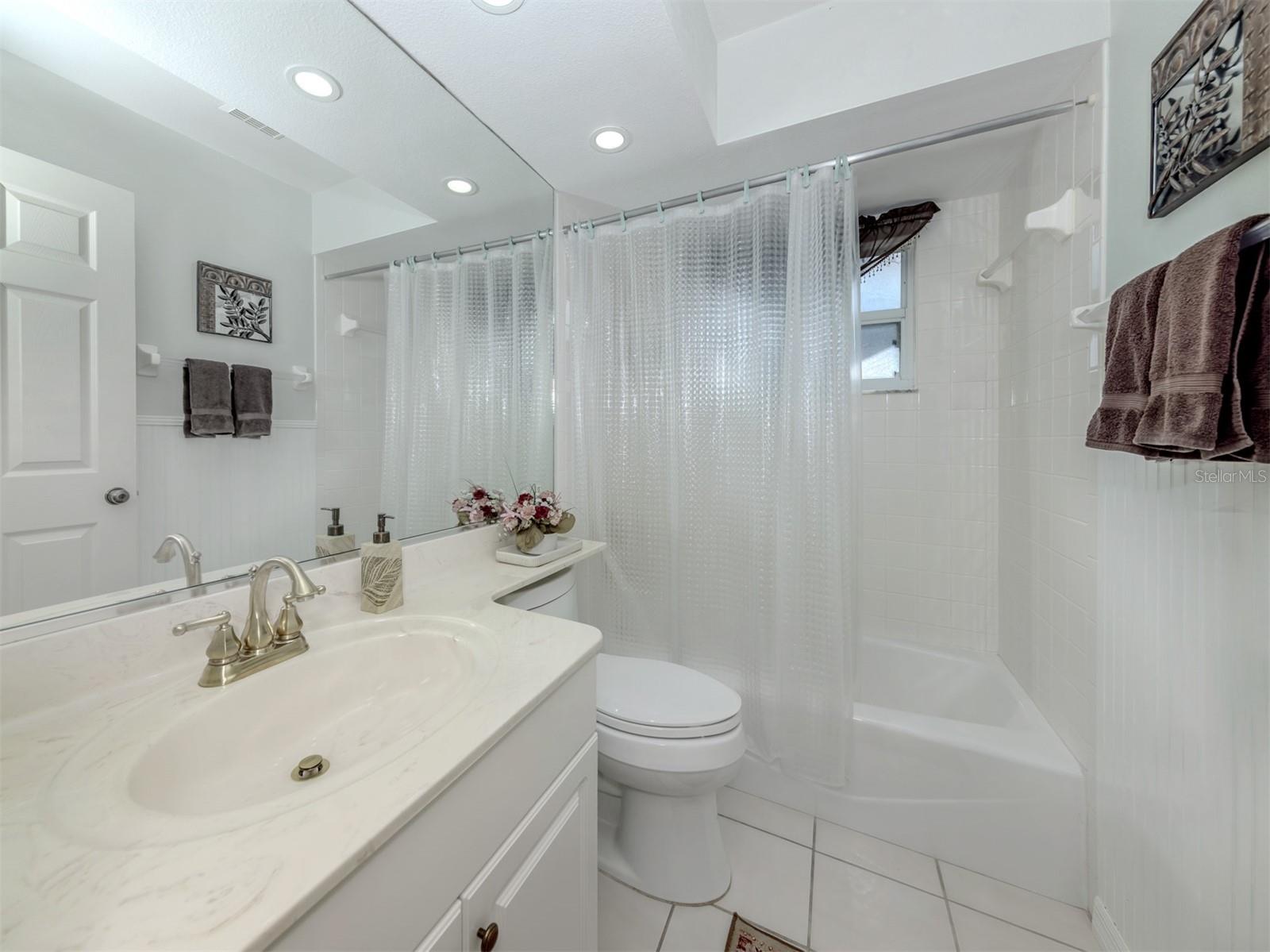 CLUBSIDE VILLAS - Residential