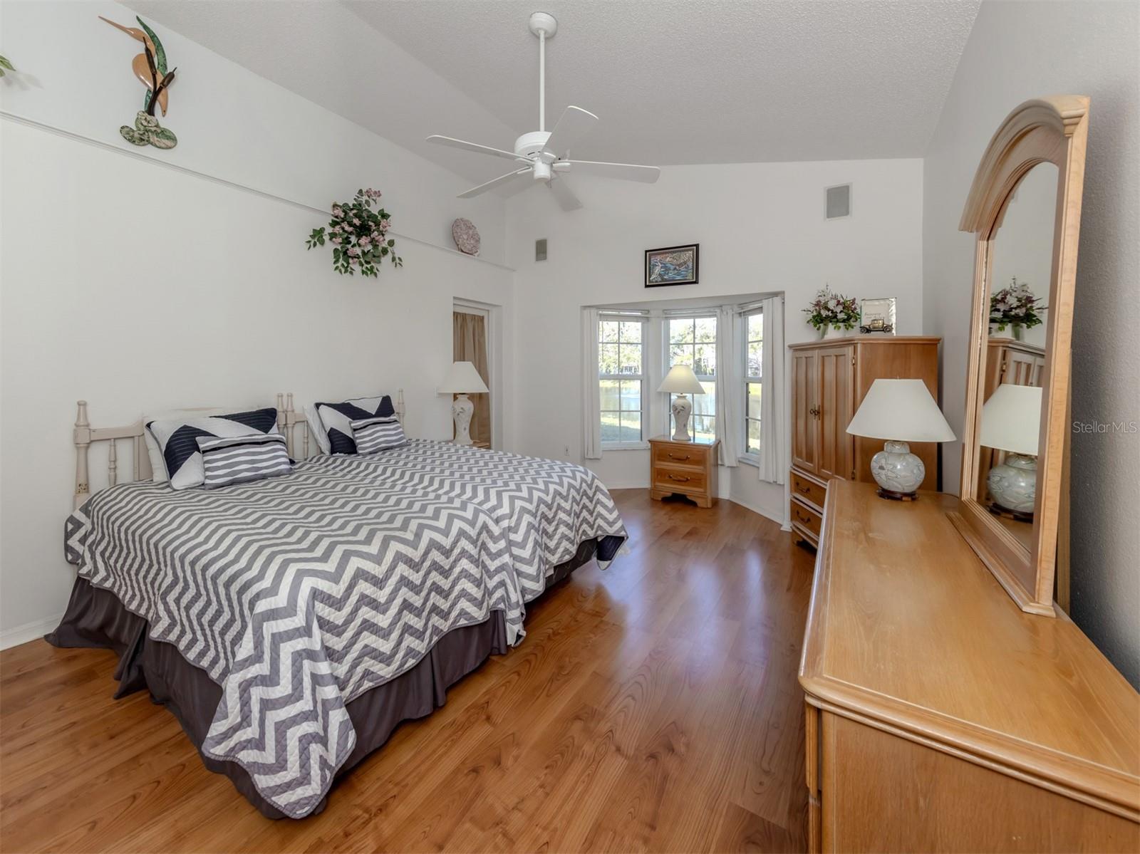 CLUBSIDE VILLAS - Residential