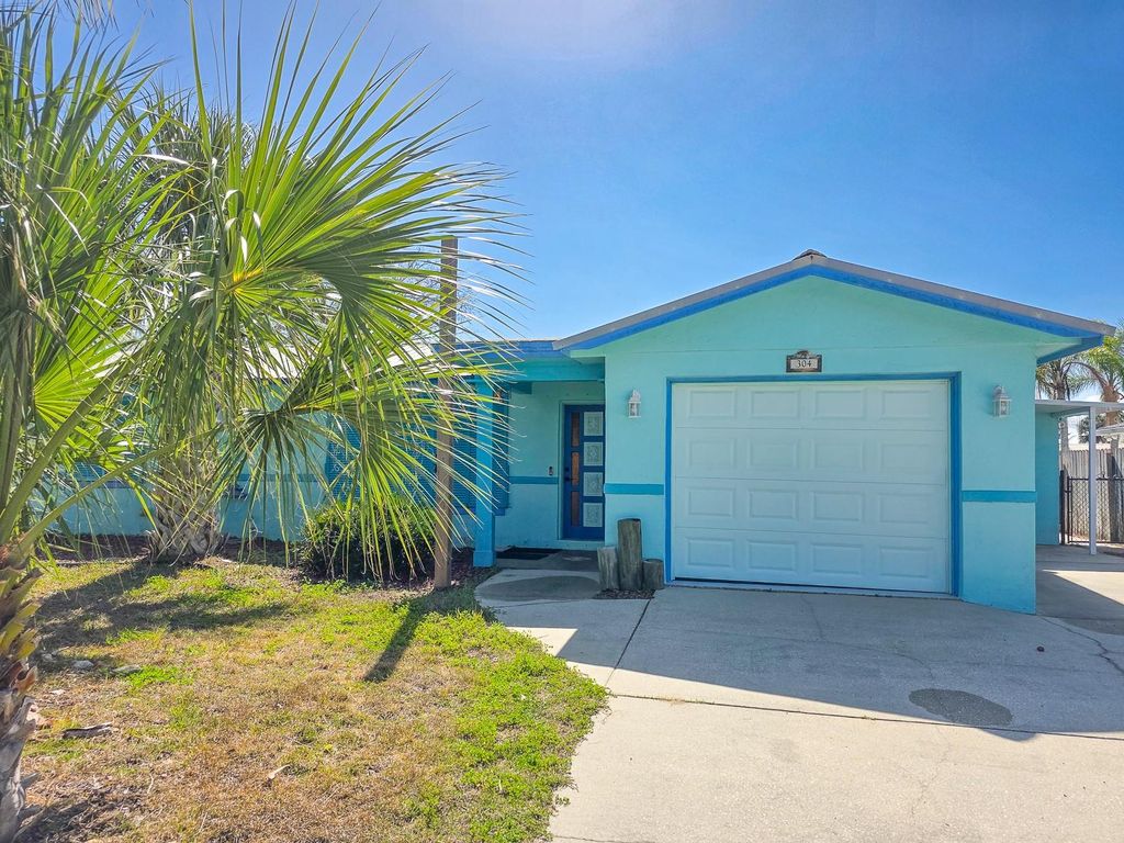 Photo of 304 Palm Circle, Flagler Beach, FL 32136 (MLS # FC316714)