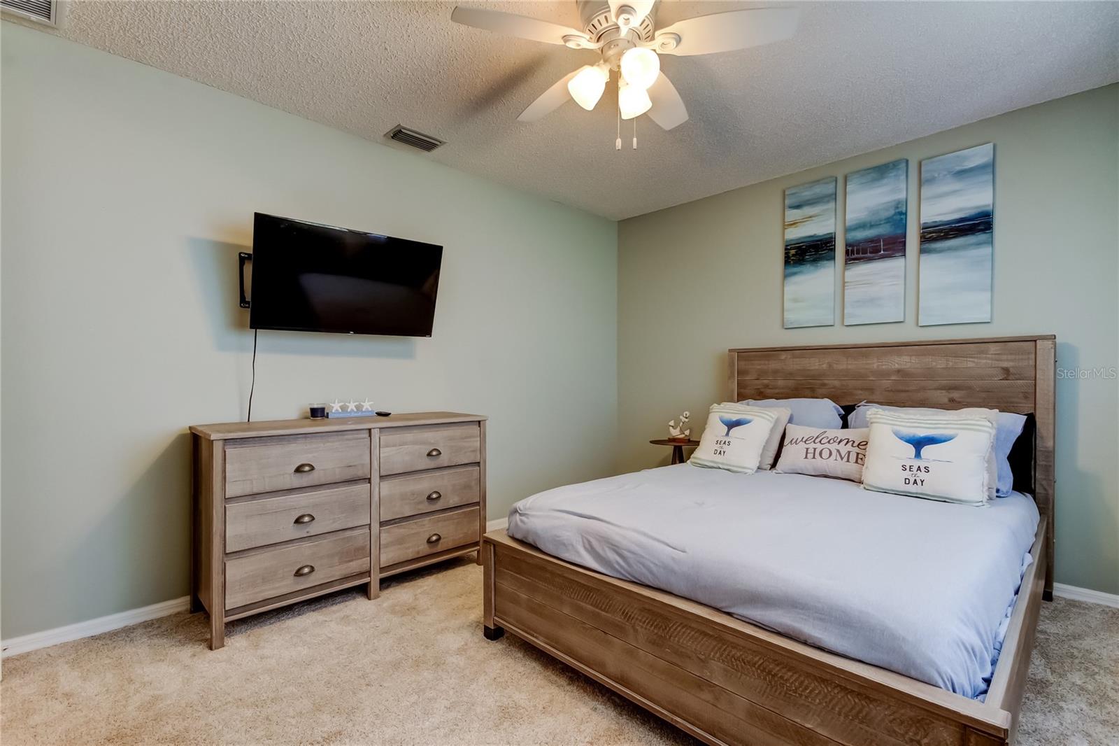 ABERDEEN UNIT ONE - Residential