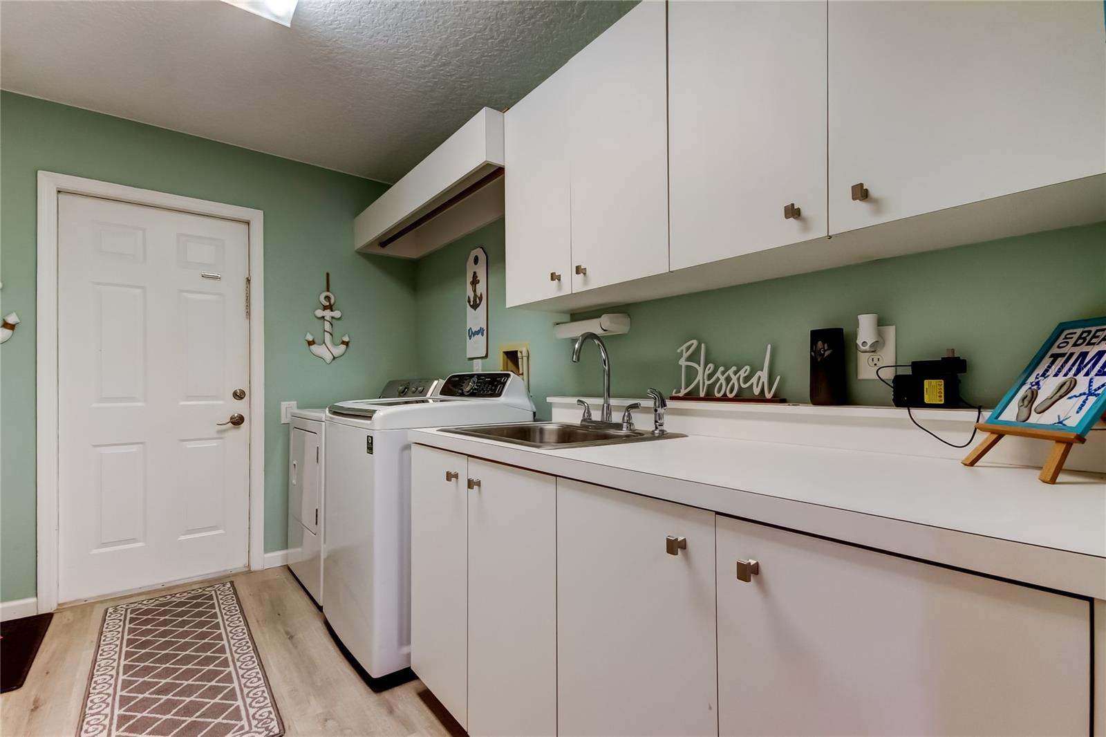 ABERDEEN UNIT ONE - Residential