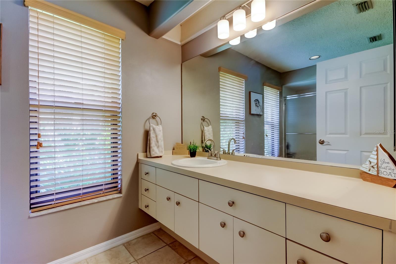 ABERDEEN UNIT ONE - Residential