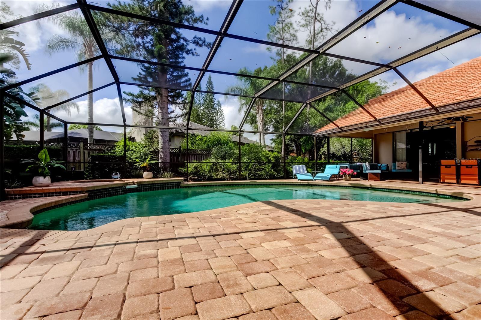 ABERDEEN UNIT ONE - Residential