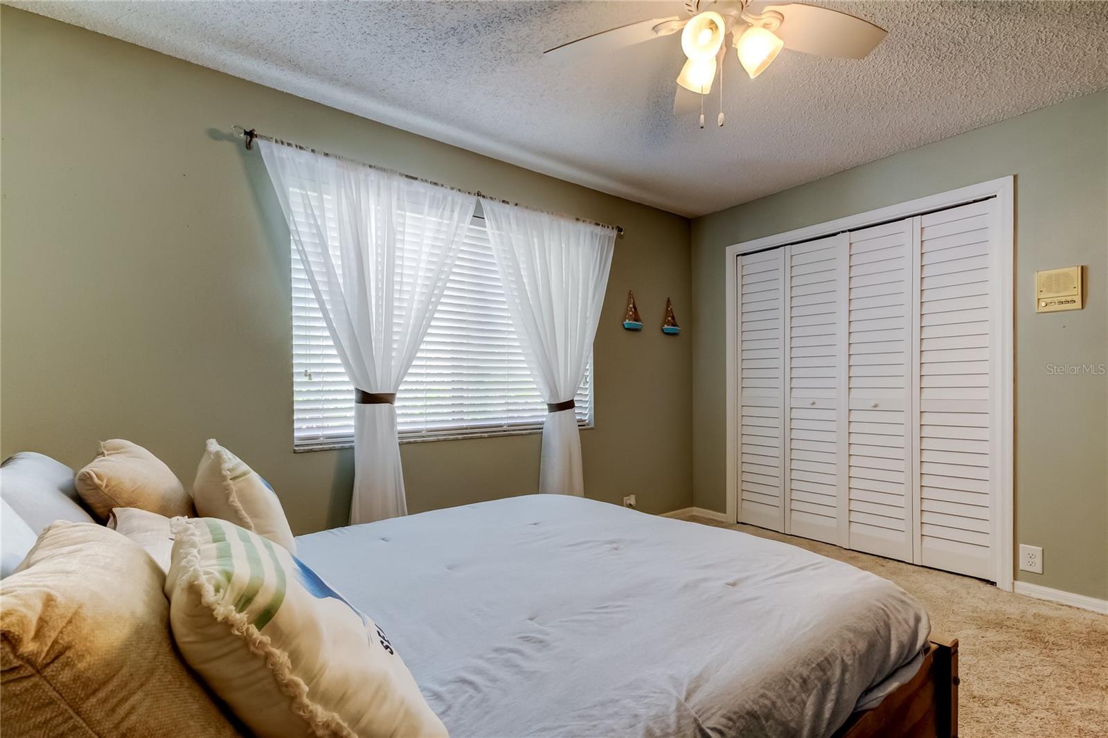 ABERDEEN UNIT ONE - Residential