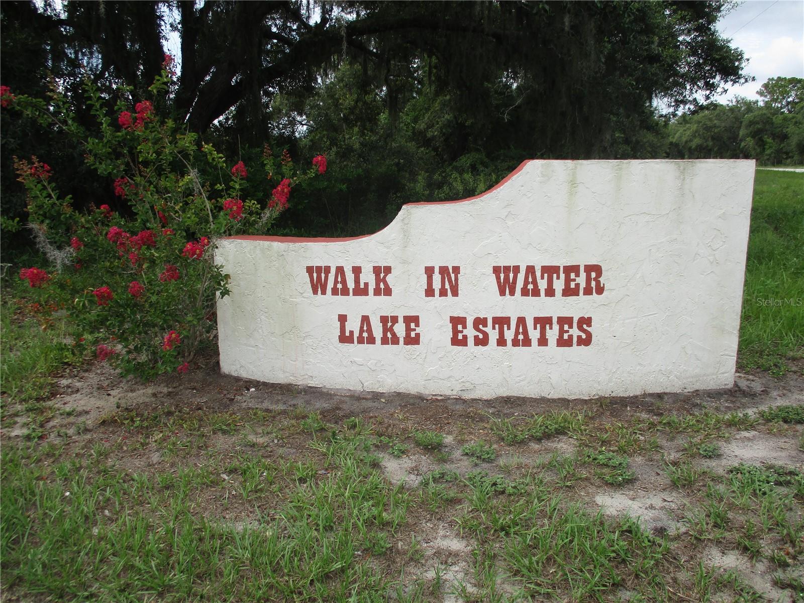 2672 MAGNOLIA CIRCLE
