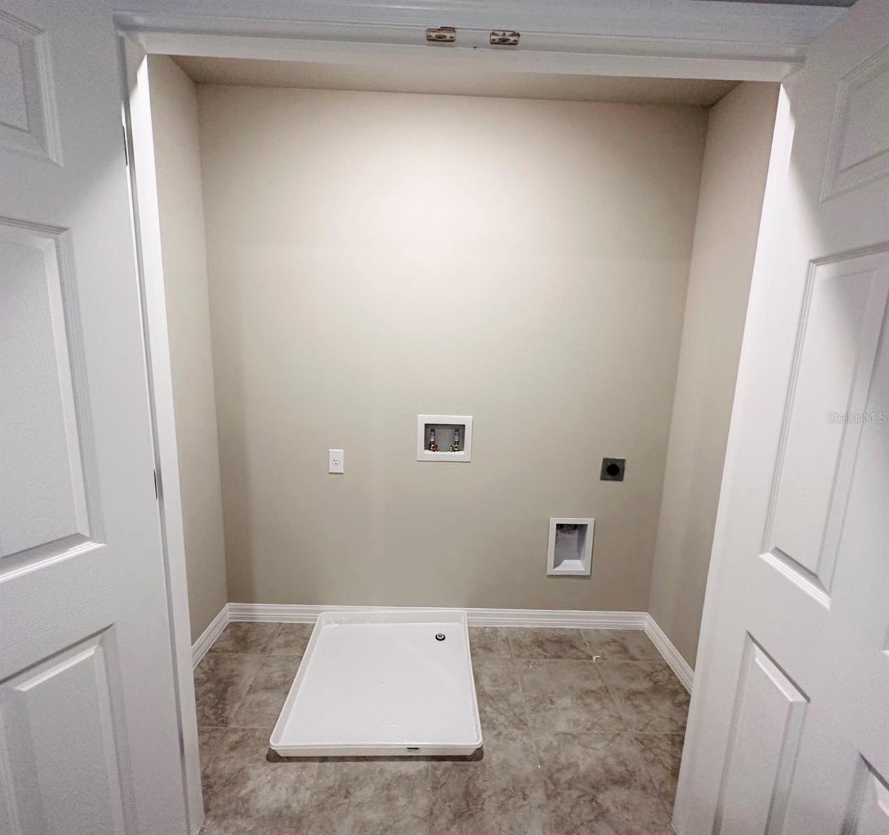 SILVER SPGS - Residential Lease