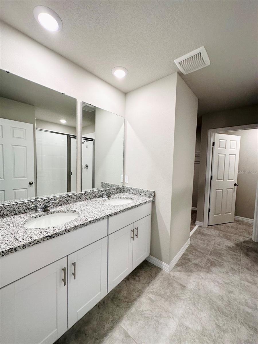 SILVER SPGS - Residential Lease