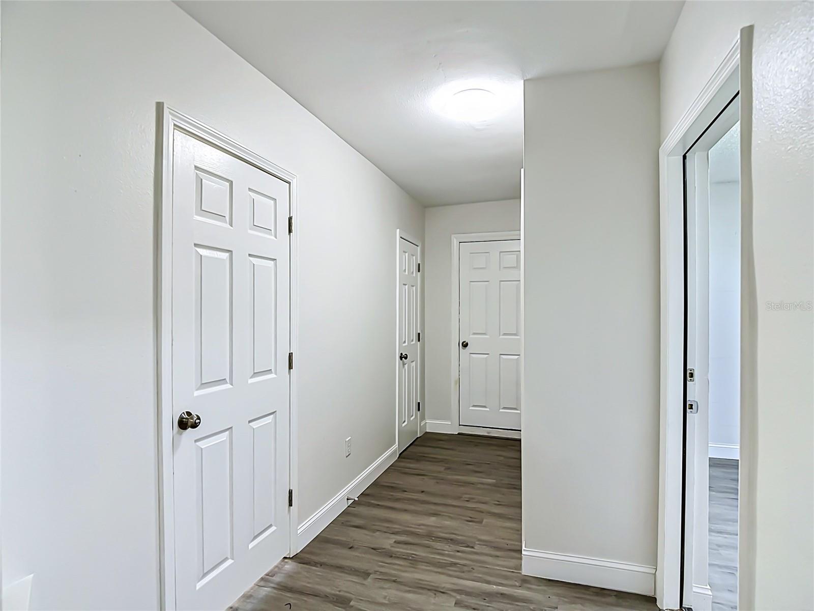 LONG LAKE ESTATES - Residential