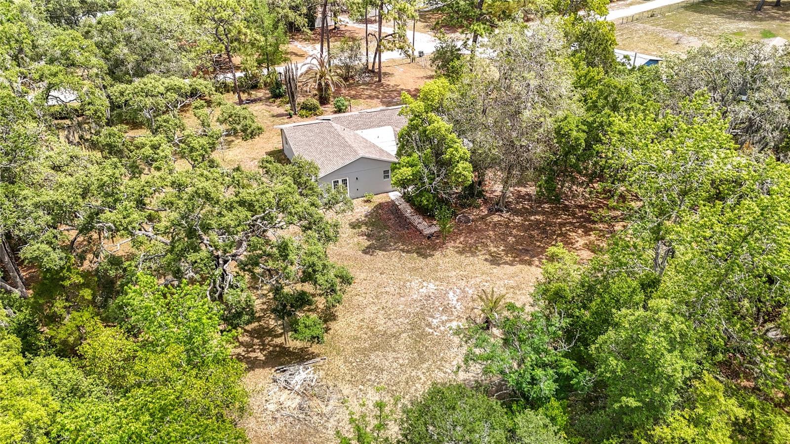 LONG LAKE ESTATES - Residential