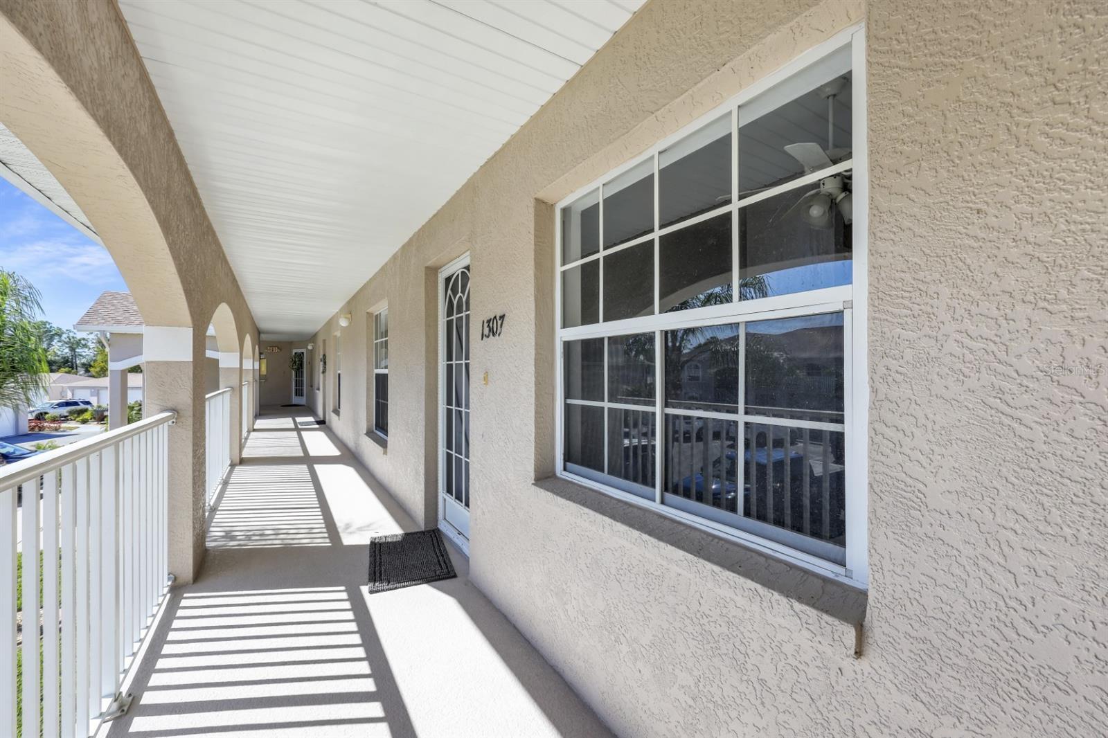 CRYSTAL BAY/KINGSWAY CONDO PH - Residential