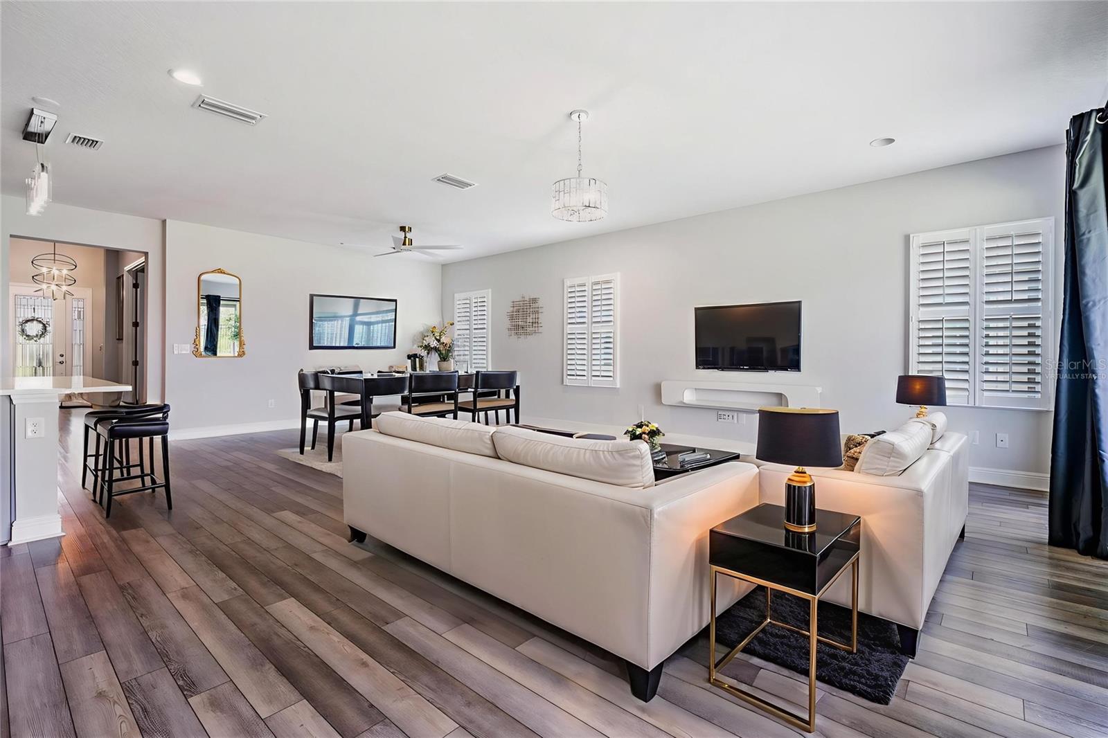 6227 GOLDEN NETTLE DRIVE