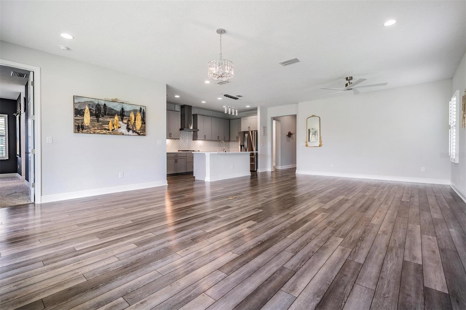 6227 GOLDEN NETTLE DRIVE