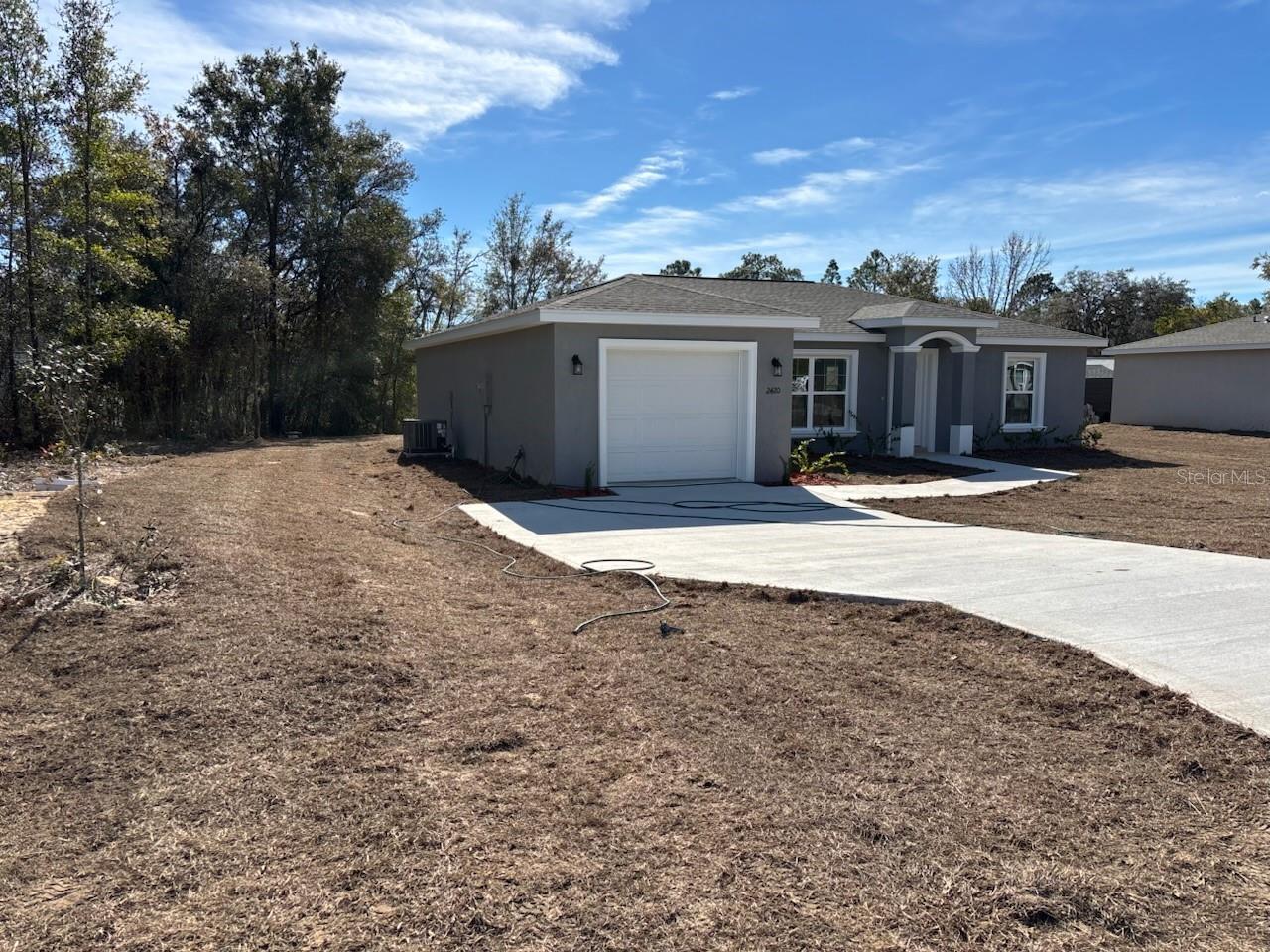 2420 W MENORES DRIVE